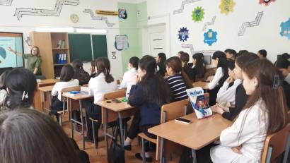 АИТВ-инфекциясының алдын алу мәселелері бойынша қыздарға арналған семинар